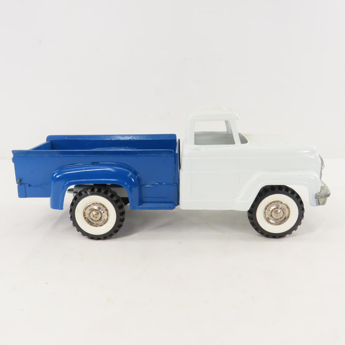 2 Vintage Hubley Pressed Steel Trucks - 16