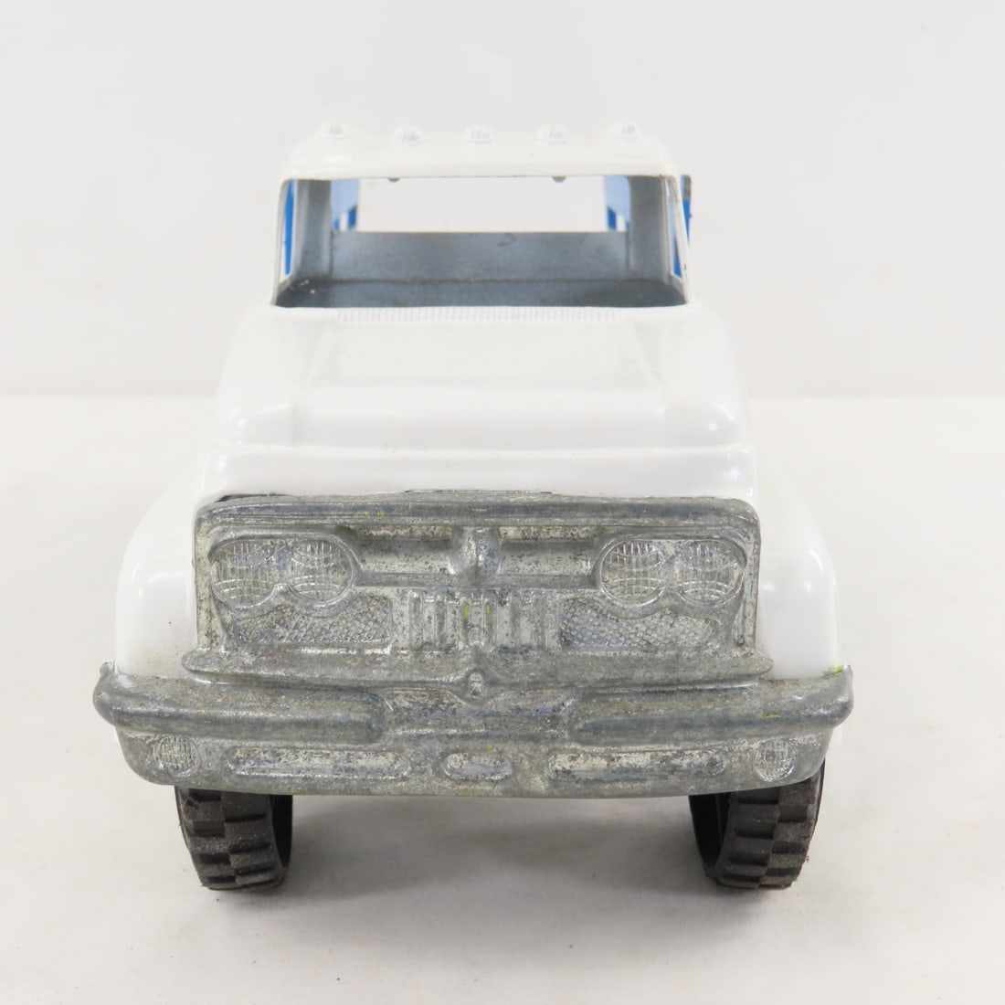 2 Vintage Hubley Pressed Steel Trucks - 8