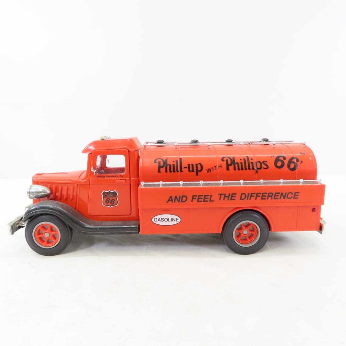 2 MARX,1 Hess & 1 Other Tanker Truck Banks - 12