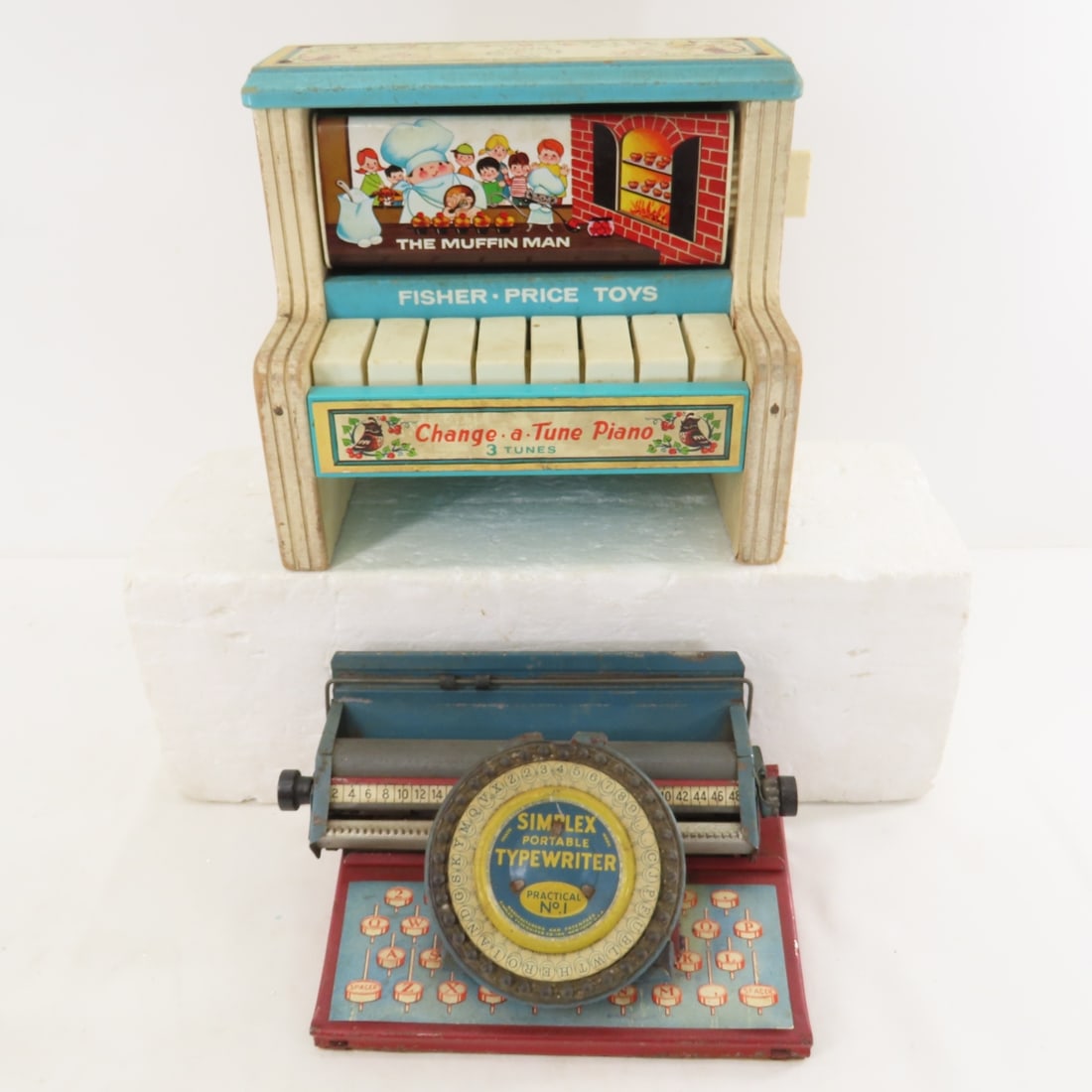 Vintage Toy Piano, Accordion, Typewriter & More - 2