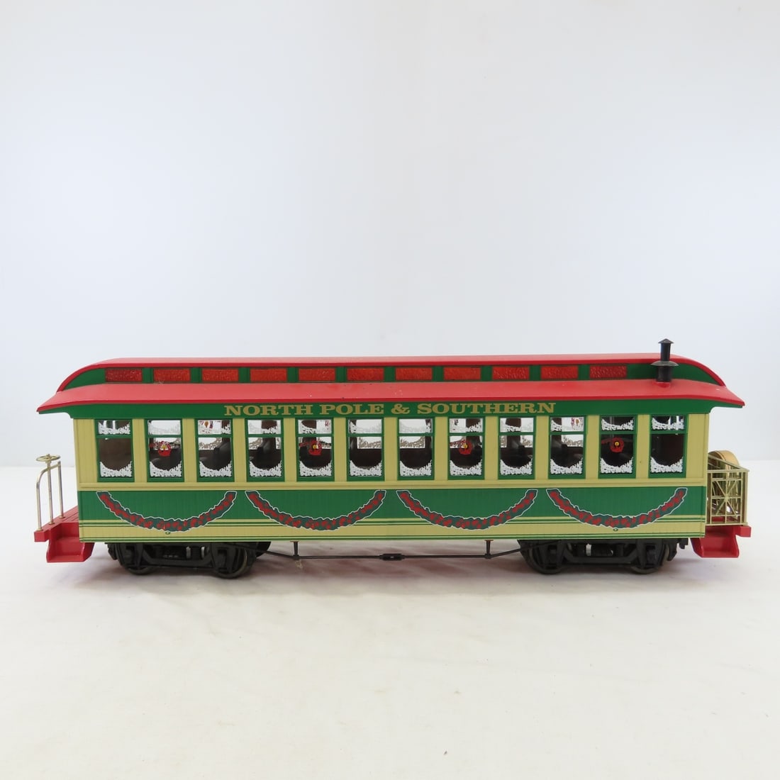 Bachmann #12 North Pole & Southern G Scale Train - 7