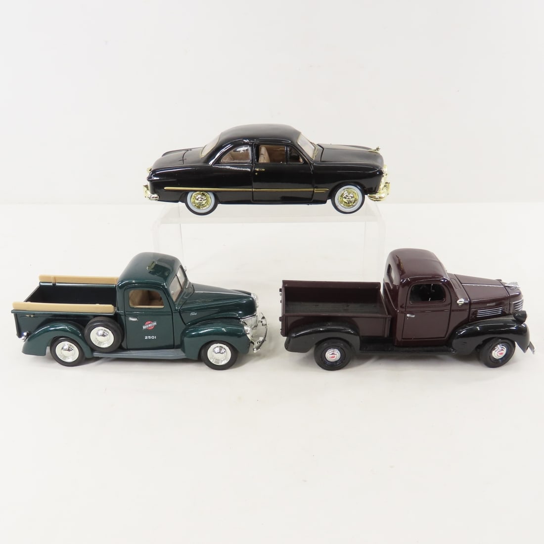 Hubley Roadster Kit Car & 6 1/18 Diecast Cars - 15