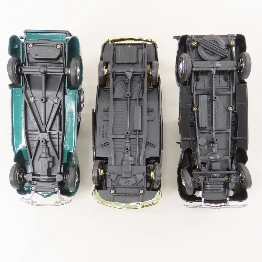 Hubley Roadster Kit Car & 6 1/18 Diecast Cars - 17