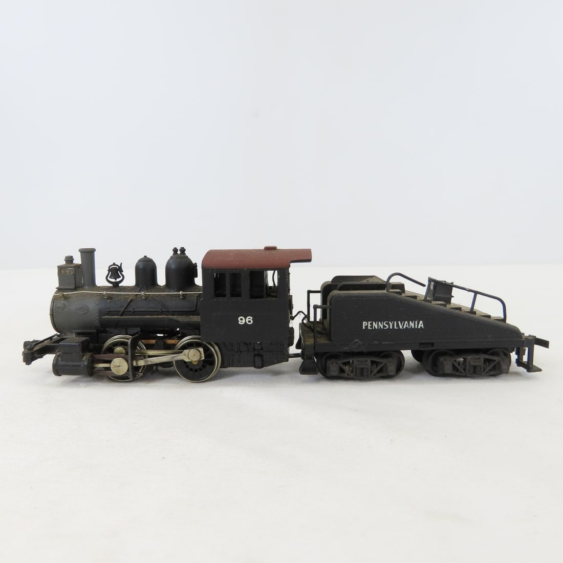 2 HO Scale Sets and 4 Additional Engines - 2