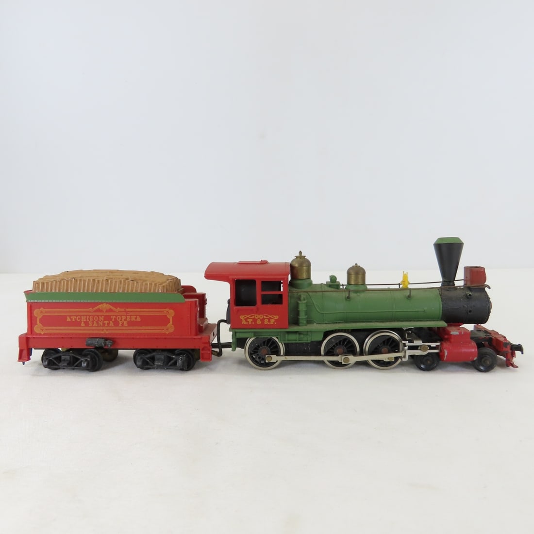 2 HO Scale Sets and 4 Additional Engines - 9