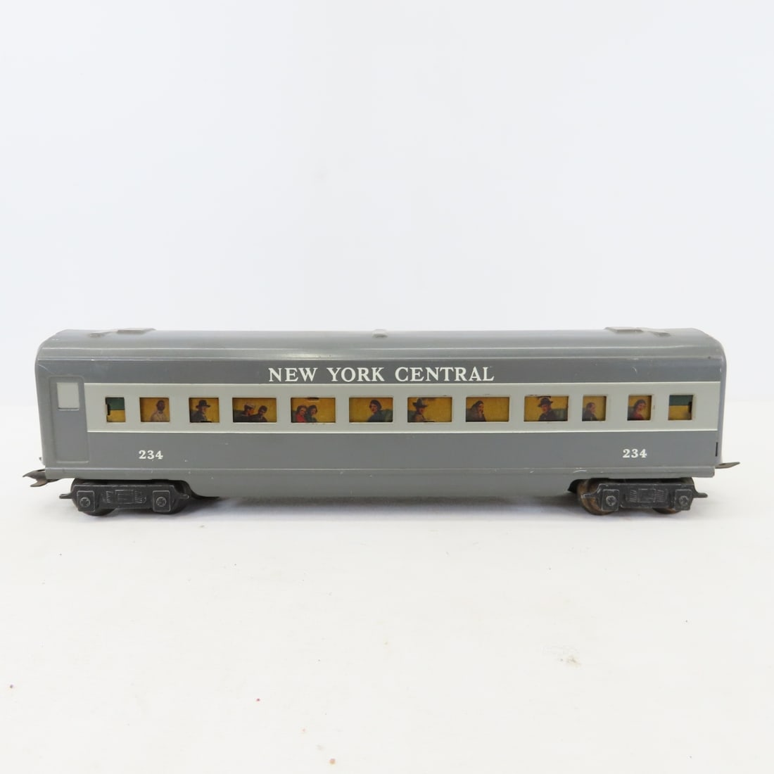 Marx NYC Meteor O Gauge Passenger Train Set - 12