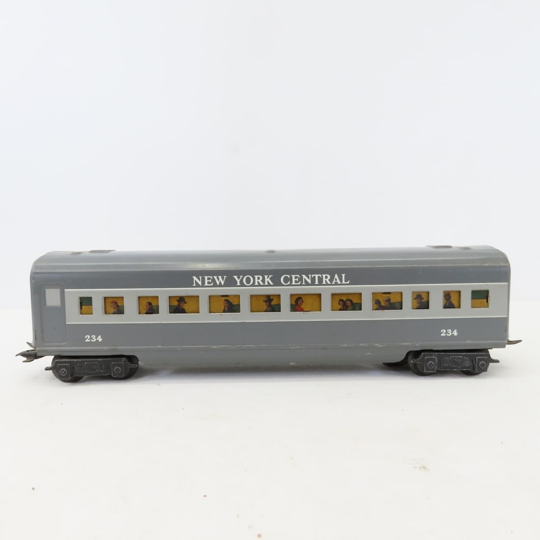 Marx NYC Meteor O Gauge Passenger Train Set - 13