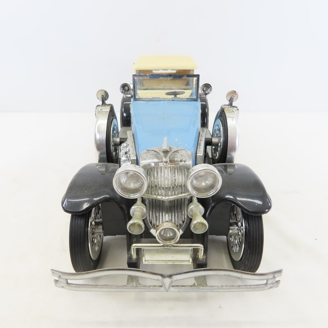 2 Jim Beam Whiskey Car Decanters - 13