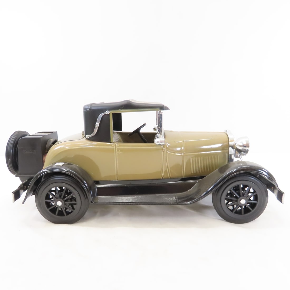 2 Jim Beam Whiskey Car Decanters - 4