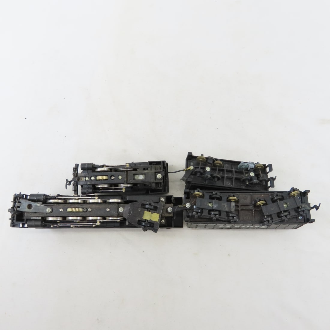8 HO Scale Engine & Tenders - 10