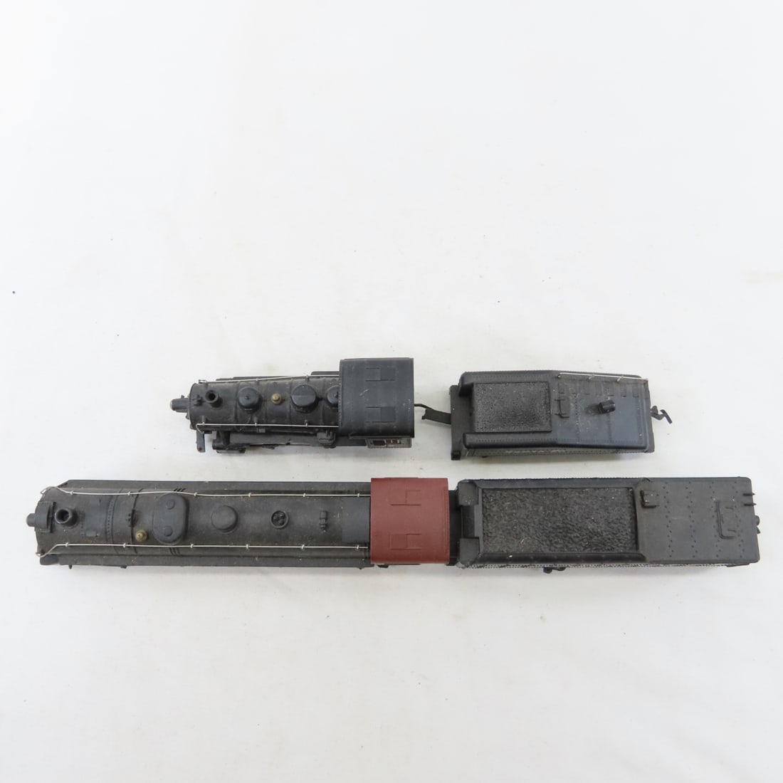 8 HO Scale Engine & Tenders - 9