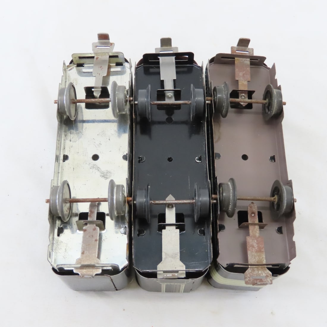 3 Marx Engines for Parts & 10 Tin Litho Cars - 10