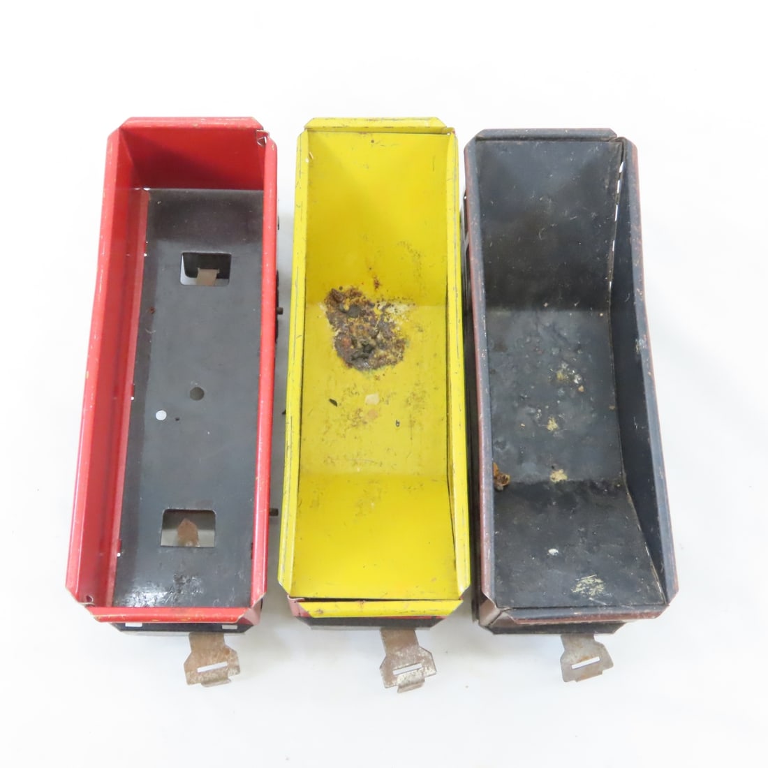 3 Marx Engines for Parts & 10 Tin Litho Cars - 14