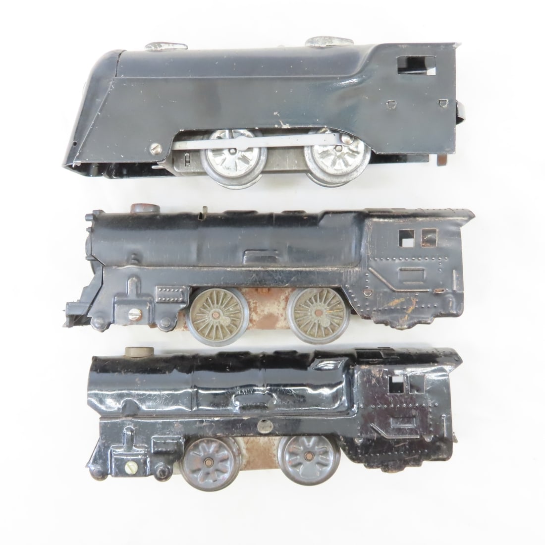 3 Marx Engines for Parts & 10 Tin Litho Cars - 2