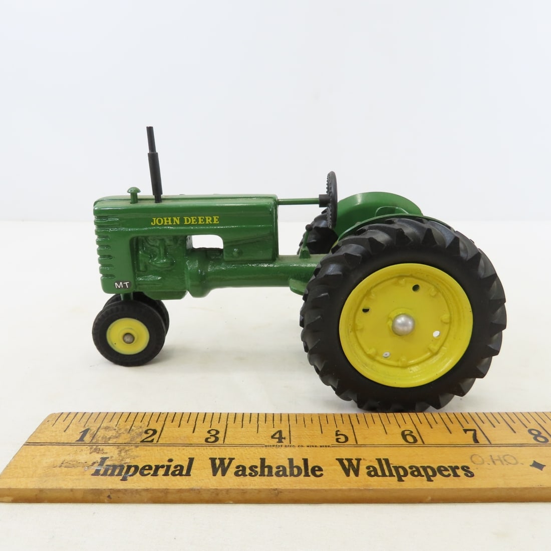 Unsigned Custom John Deere MT Tractor 1/16 Diecast - 2