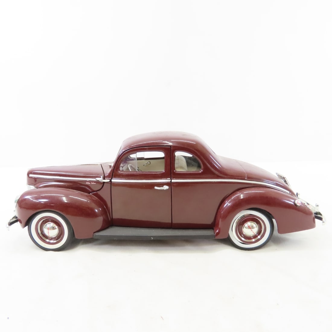 ERTL Diecast, Japan Friction & Radio Cars - 15