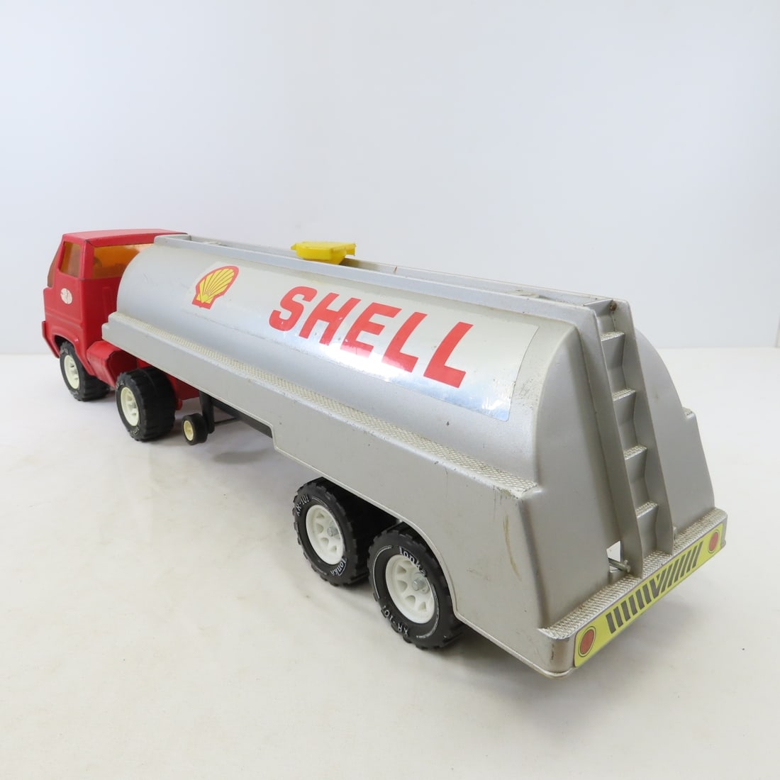 Tonka Metal Cab with Plastic Shell Tanker - 3