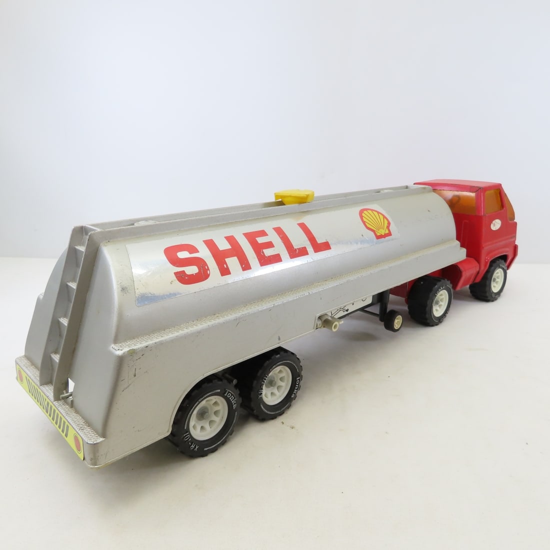 Tonka Metal Cab with Plastic Shell Tanker - 5