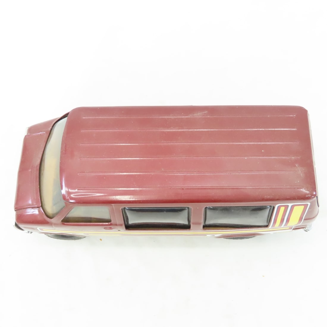 ERTL ACE Hardware #1976 & STK#3521 Vans - 15