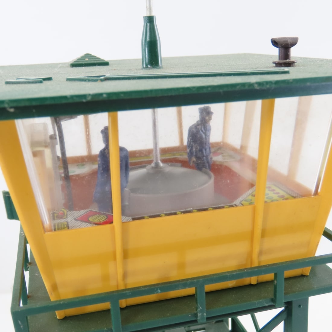14 Plasticville & Other HO Scale Buildings & more - 4