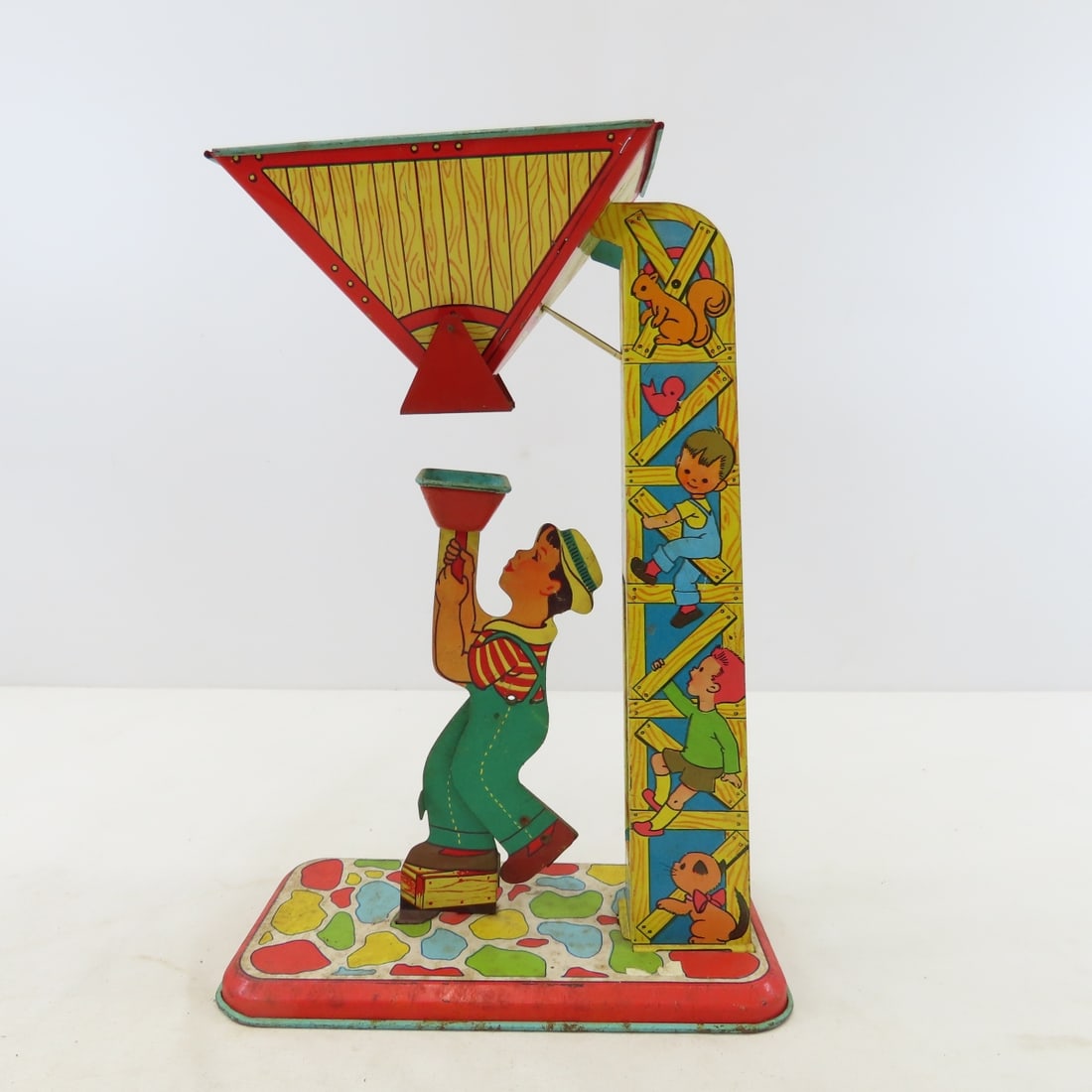 J. Chein Tin Litho Automatic Hod Carrier Sand Toy: J. Chein Tin Litho Automatic Hod Carrier Sand Toy - works- LOT SIZE: 7x4x11" 1 LB All information and photos, which are part of the description, are intended to be as accurate as possible, but errors 