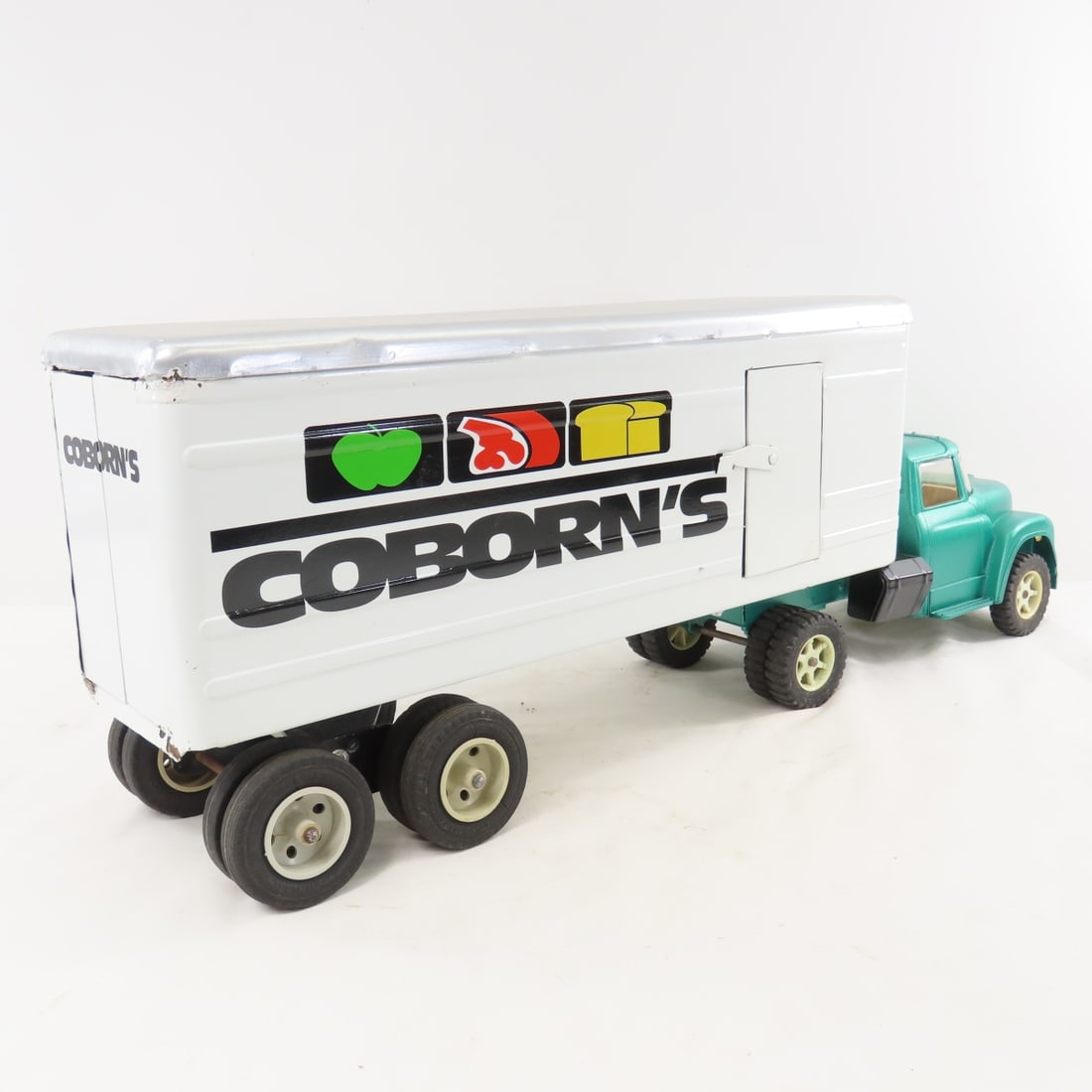 ERTL Tractor & MARX Custom Coborn's Trailer - 5