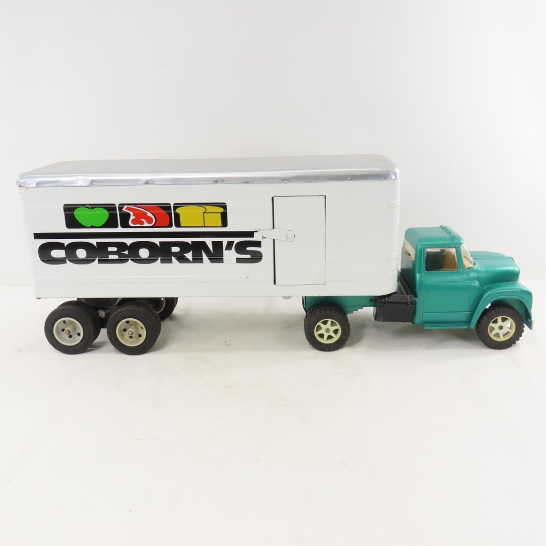 ERTL Tractor & MARX Custom Coborn's Trailer - 6