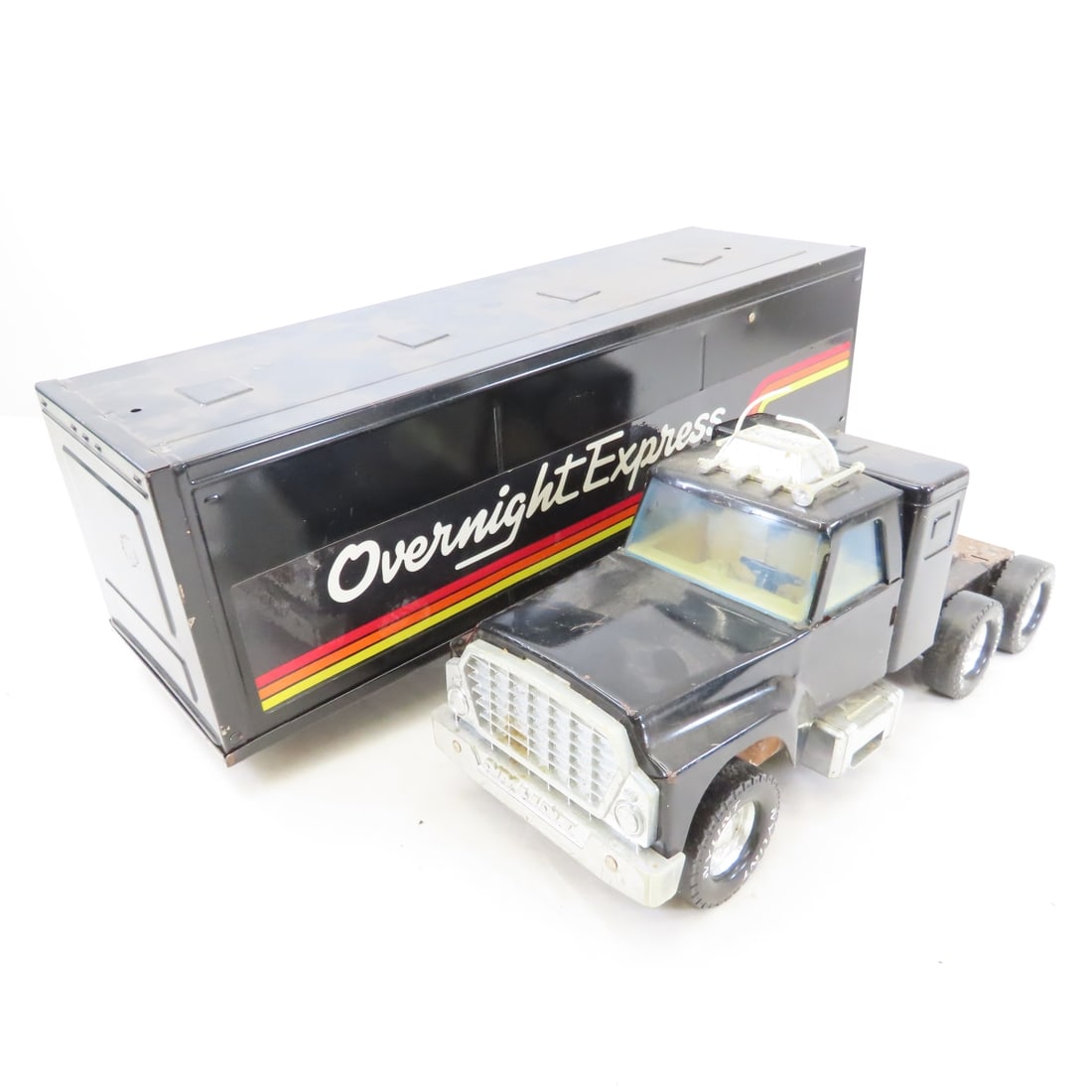Nylint Overnight Express 1/24 Diecast Semi-Truck - 13
