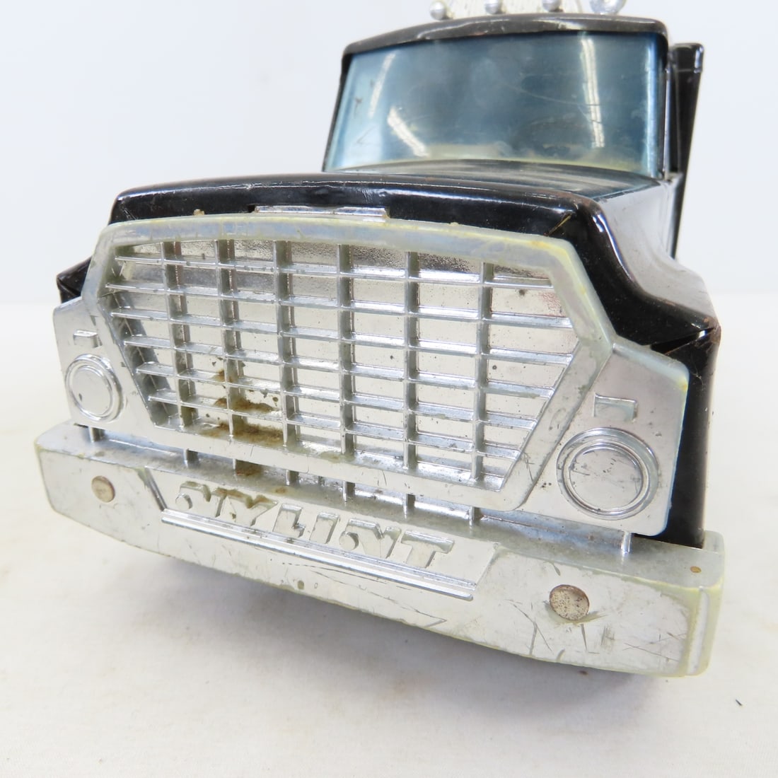 Nylint Overnight Express 1/24 Diecast Semi-Truck - 16
