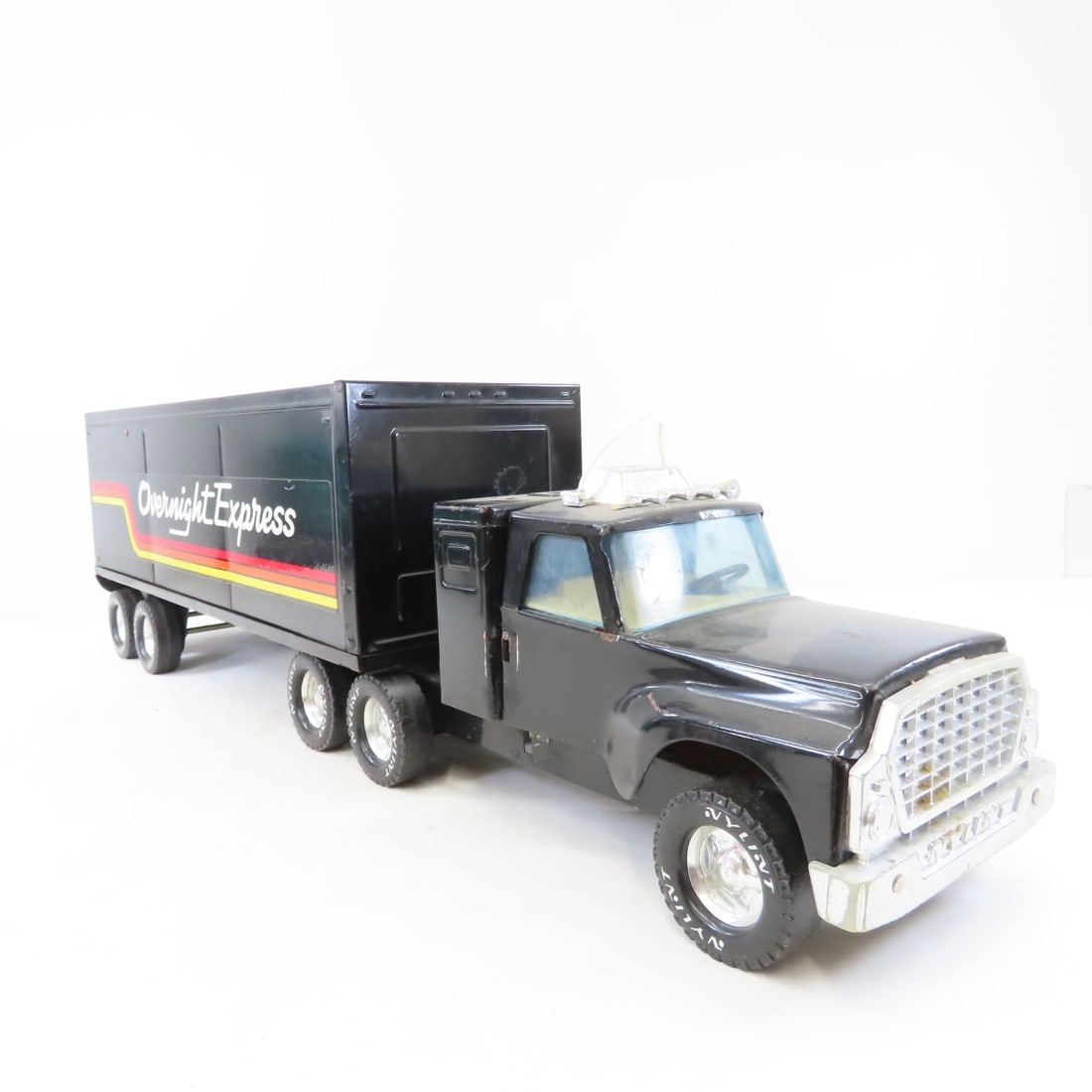 Nylint Overnight Express 1/24 Diecast Semi-Truck - 7