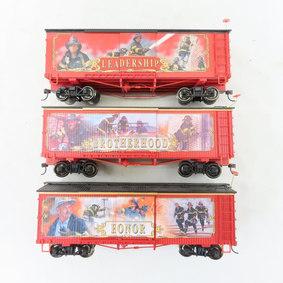 Bachmann Hawthorne Village Firefighters Heroes Exp - 12