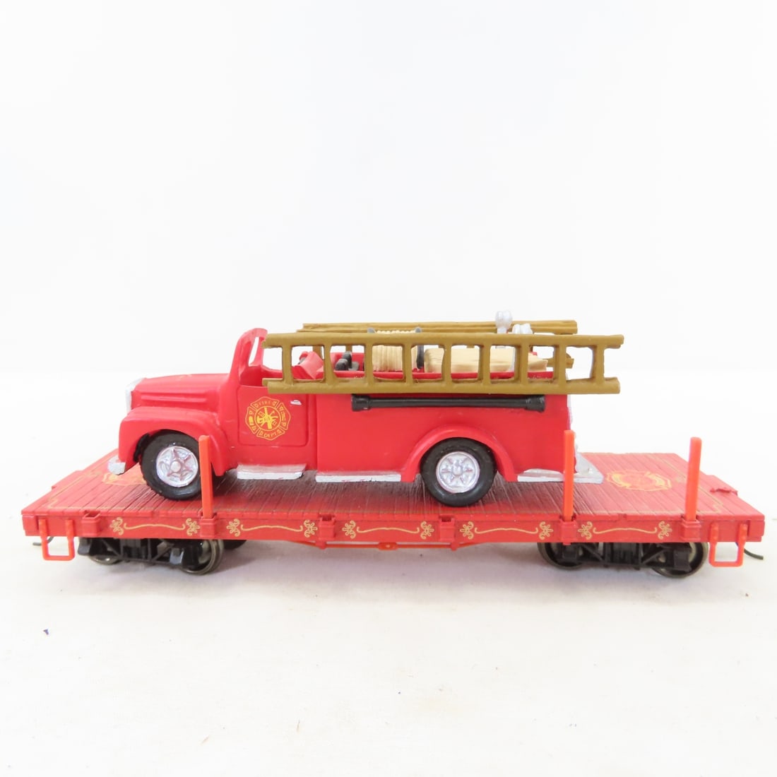 Bachmann Hawthorne Village Firefighters Heroes Exp - 5
