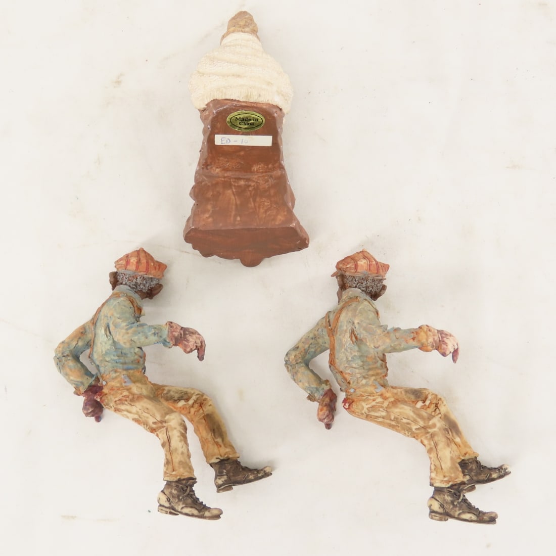 Foxfire Farms, Hallmark & Other Figurines - 19