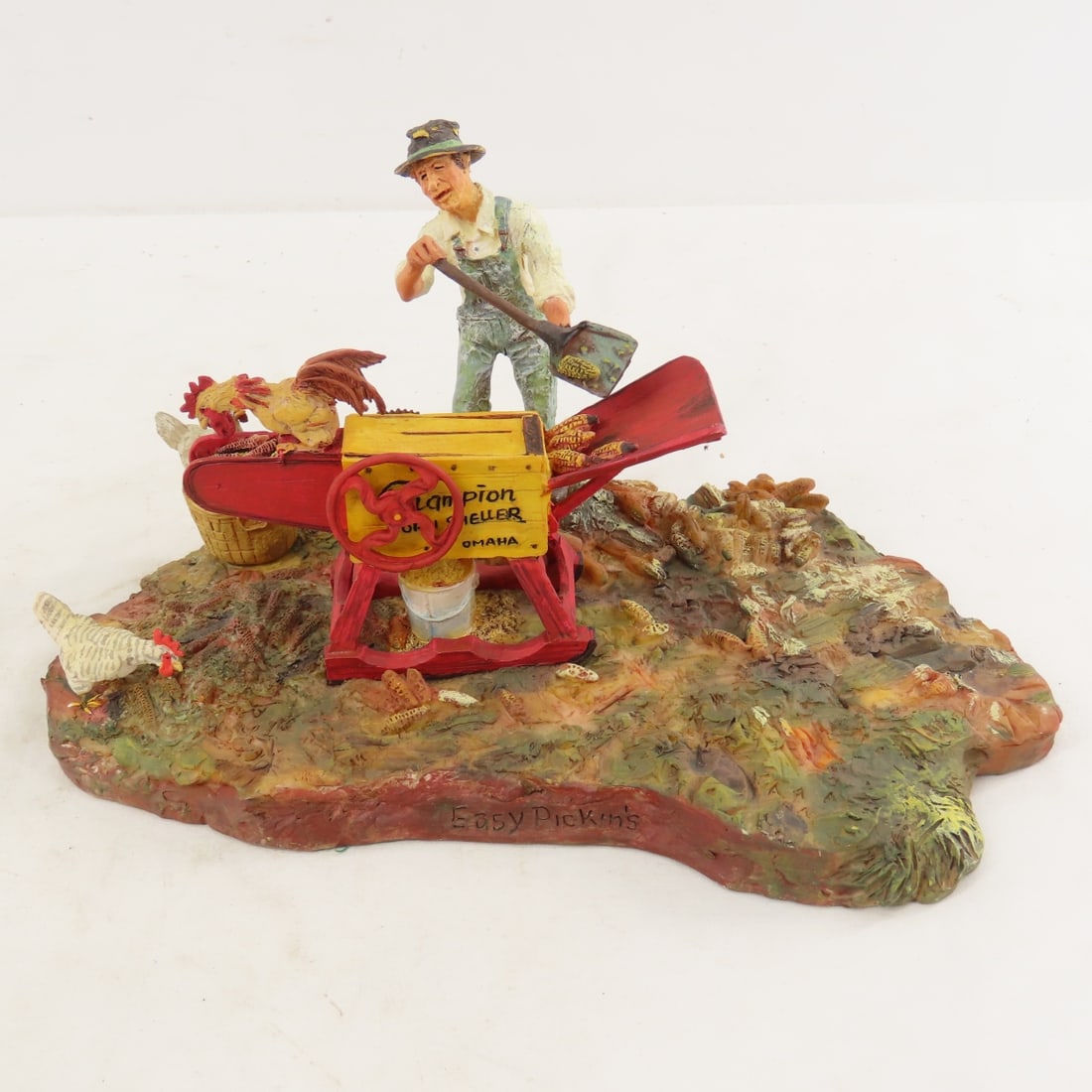 Foxfire Farms, Hallmark & Other Figurines - 2