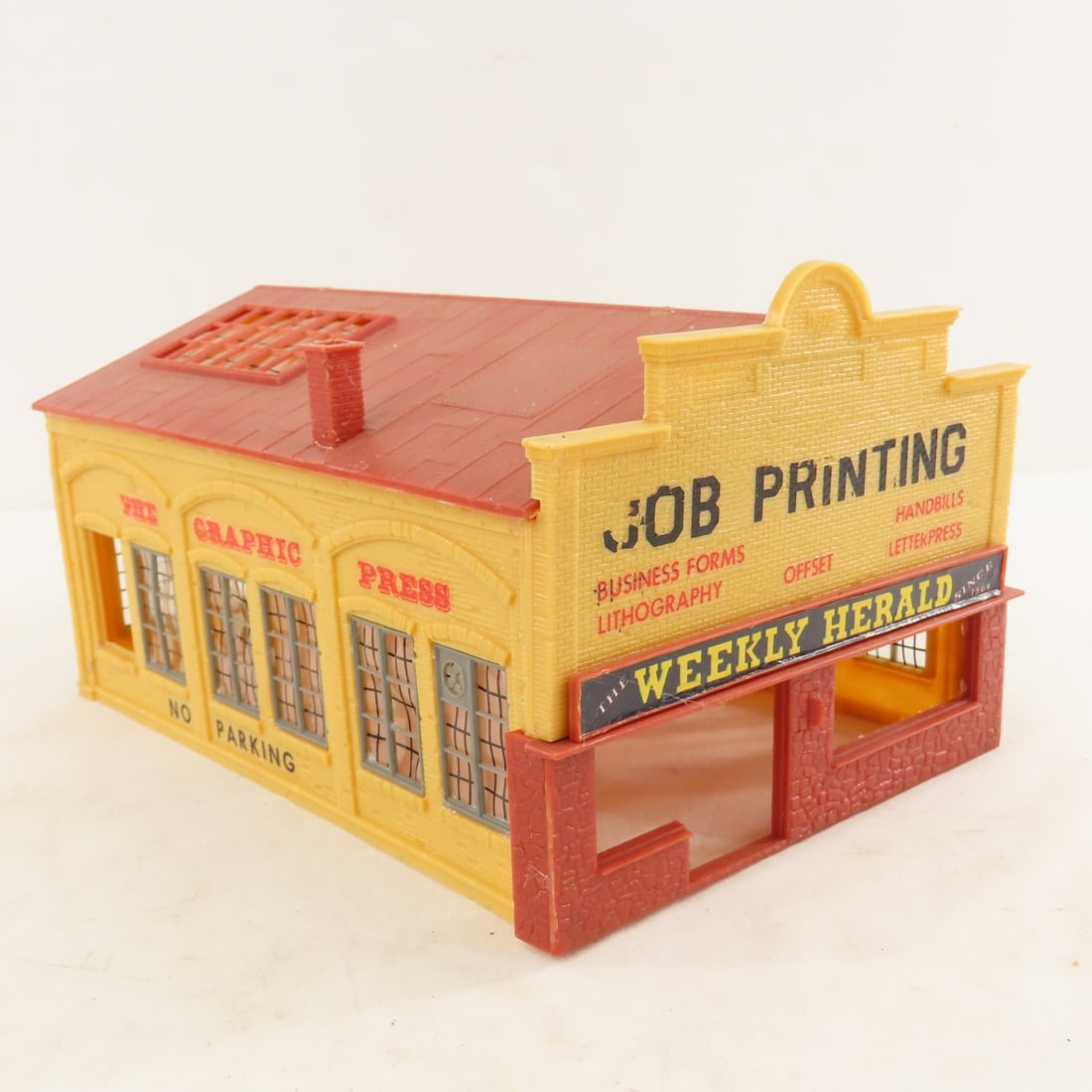 13 Plasticville & Other HO Scale Buildings - 2