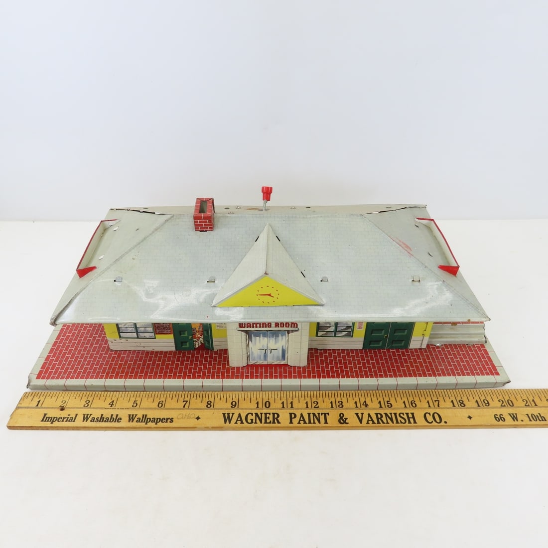 Russian Tin Wind-up Train, Marx Station & More - 2