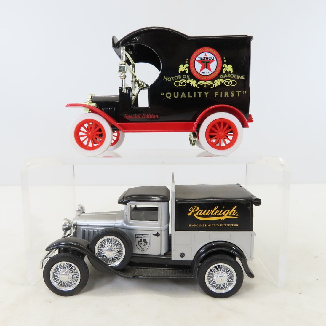 12 Liberty Classics, Gearbox & Other Car Banks - 11