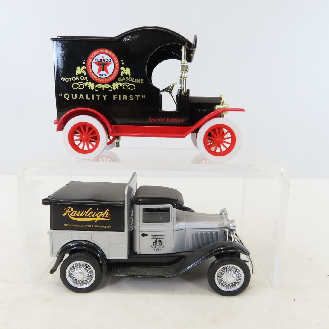 12 Liberty Classics, Gearbox & Other Car Banks - 12