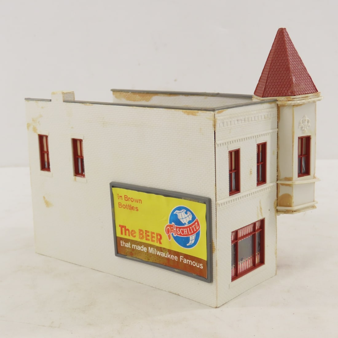 11 Plasticville & Other HO Scale Buildings - 15