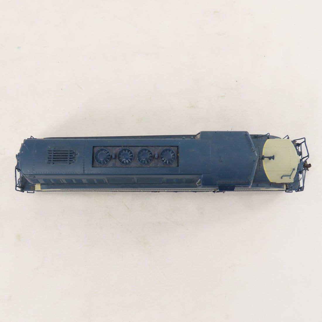 7 Life-Like, Tyco & other HO Scale Cars & Engines - 8