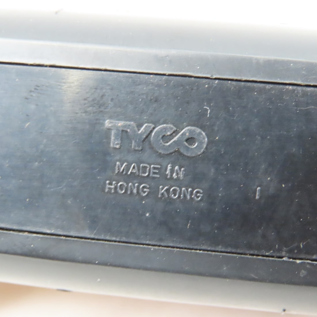 5 Mantua and Tyco HO Scale Engines and cars - 10