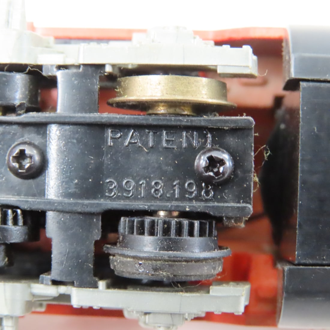 5 Mantua and Tyco HO Scale Engines and cars - 11