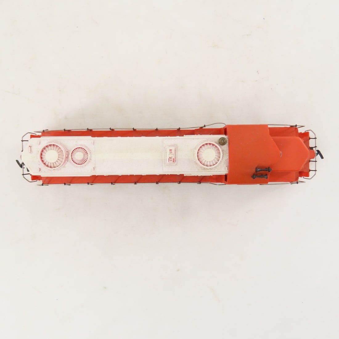 5 Mantua and Tyco HO Scale Engines and cars - 18
