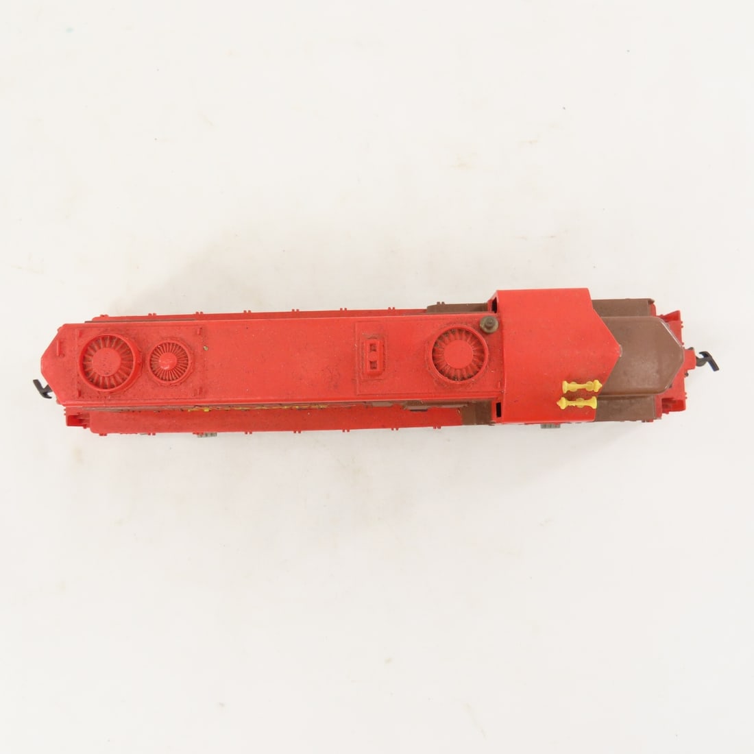 5 Mantua and Tyco HO Scale Engines and cars - 8