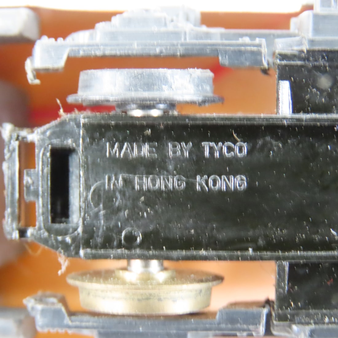 3 HO Scale Amtrak Engines and 2 Passenger Cars - 10