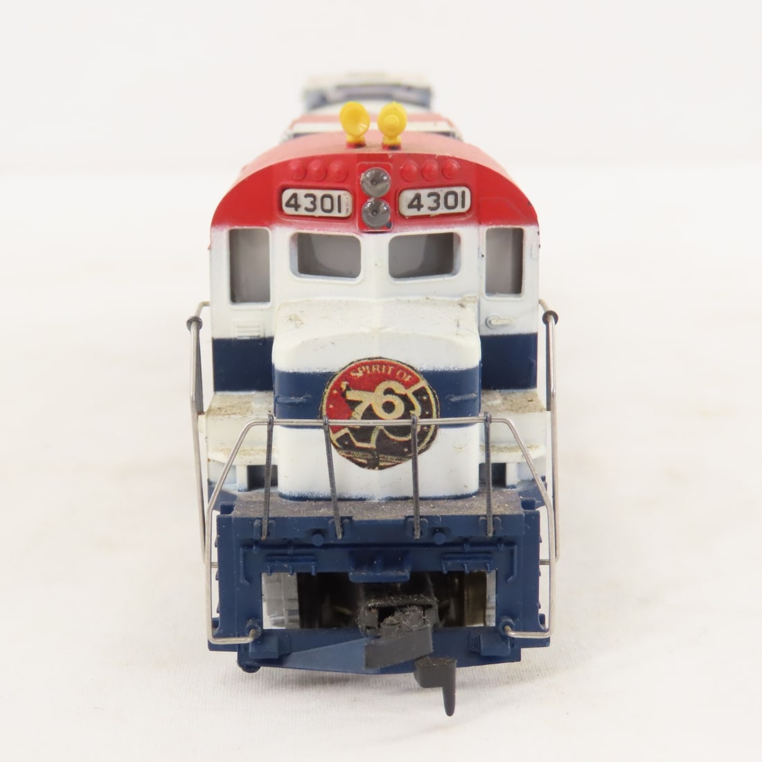 Mantua, 2 Tyco & Bachmann 1776 HO Train Engines - 6