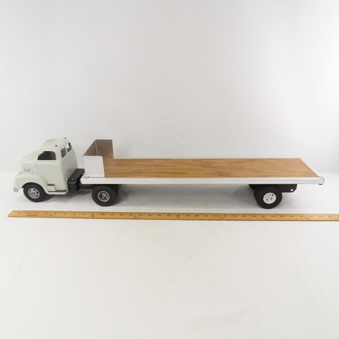 Repainted Marx Cab and Custom Flat Bed Trailer - 2
