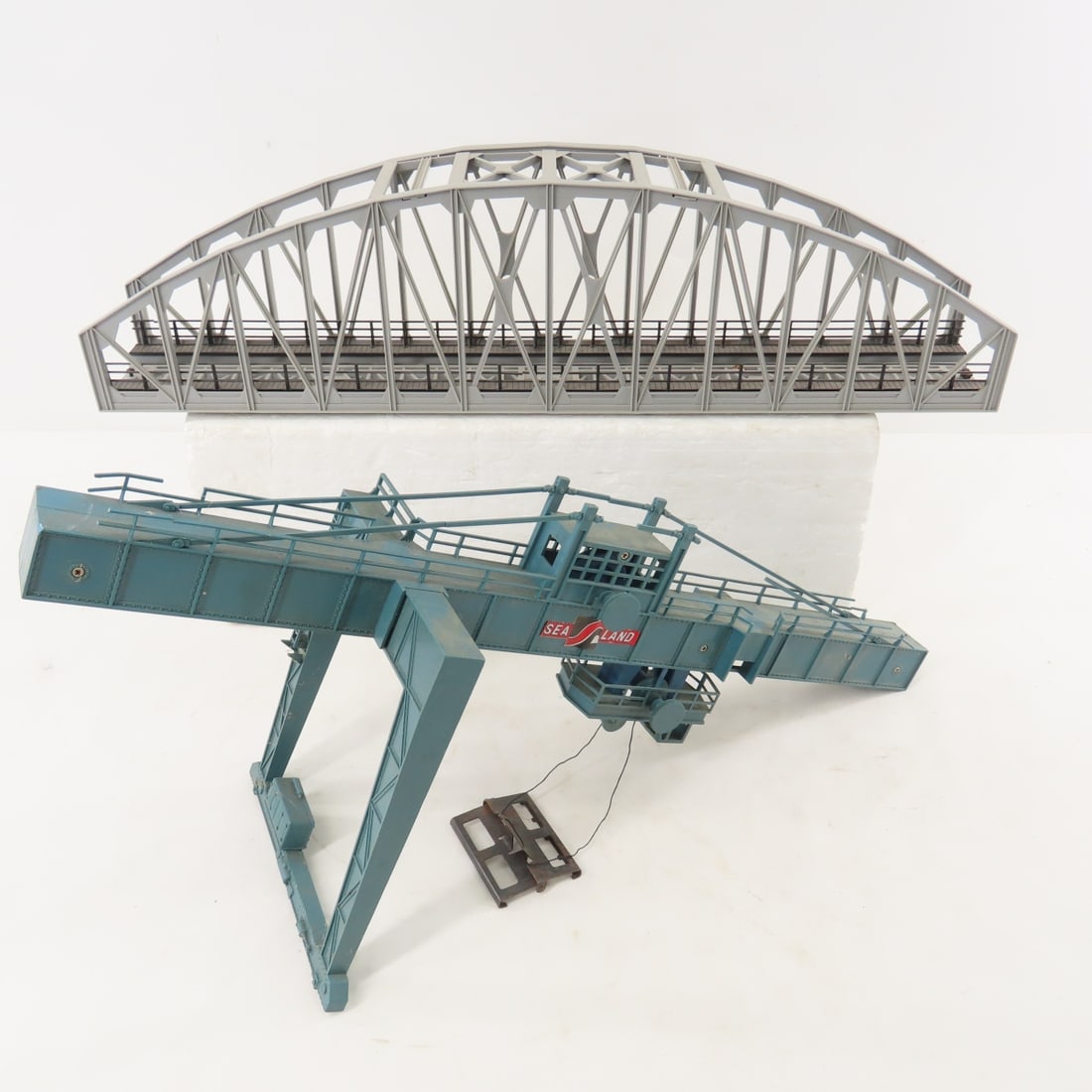9 Plasticville & Other HO Scale Buildings & more - 14