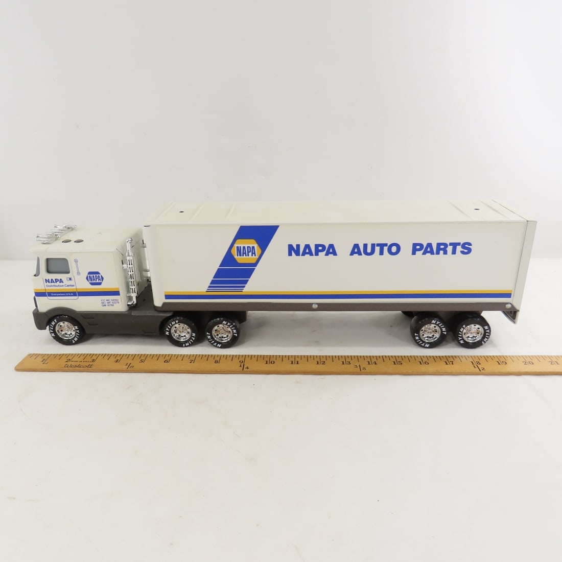 2 Nylint NAPA Tractor Trailers 1/34 Diecast - 2