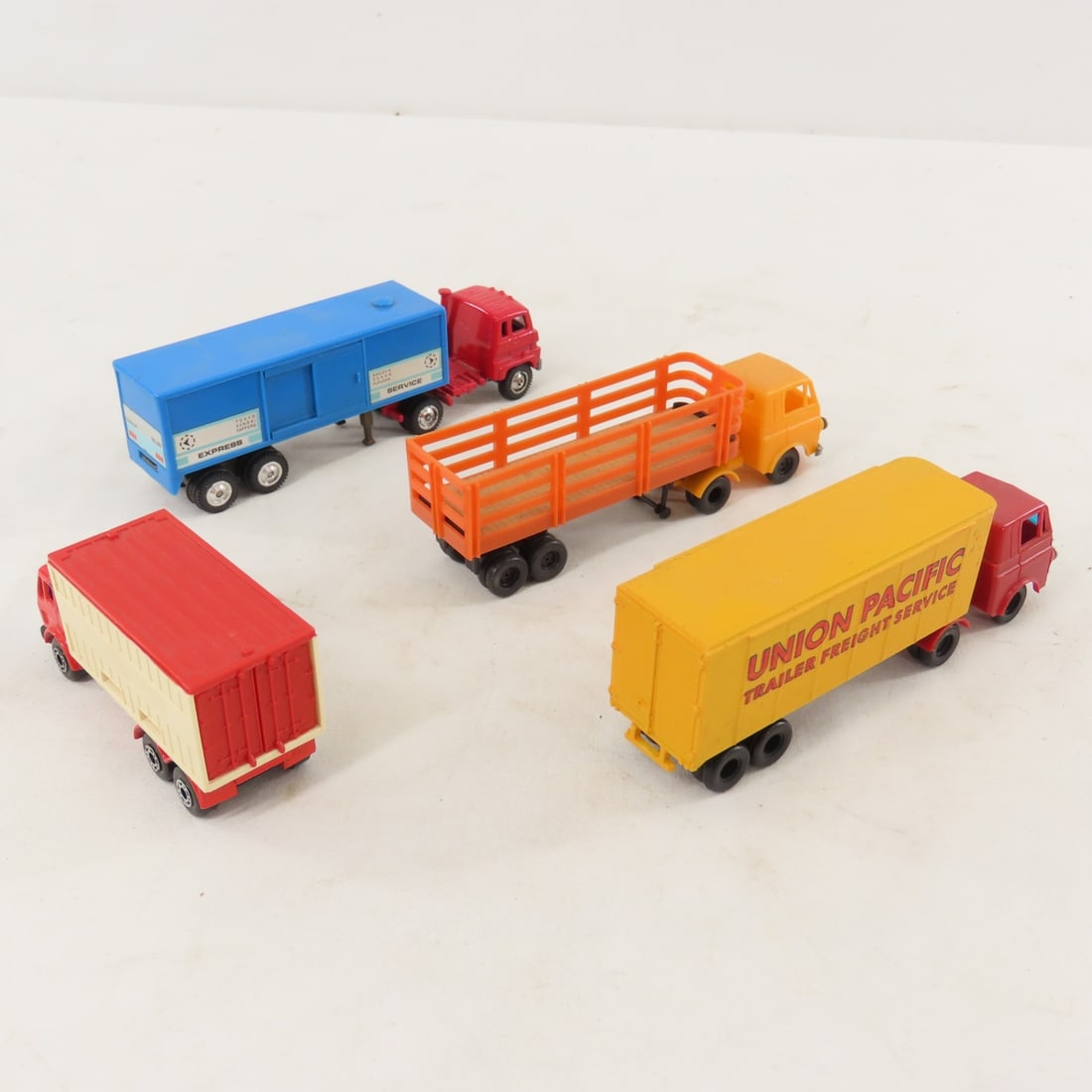 AHM, Tyco & Other HO Engines, Vehicles & More - 18